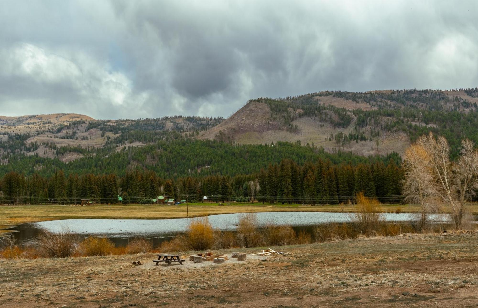 Bear Paw Lodge & Vacation Homes Vallecito 외부 사진