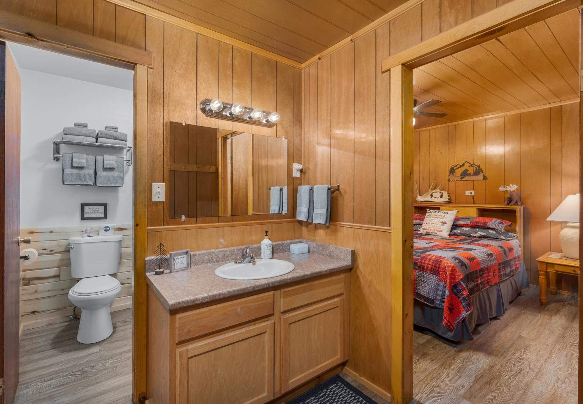 Bear Paw Lodge & Vacation Homes Vallecito 외부 사진